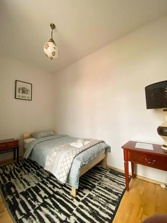 Halby Luxury Rooms Chmielna 73B Warszawa Eksteriør billede