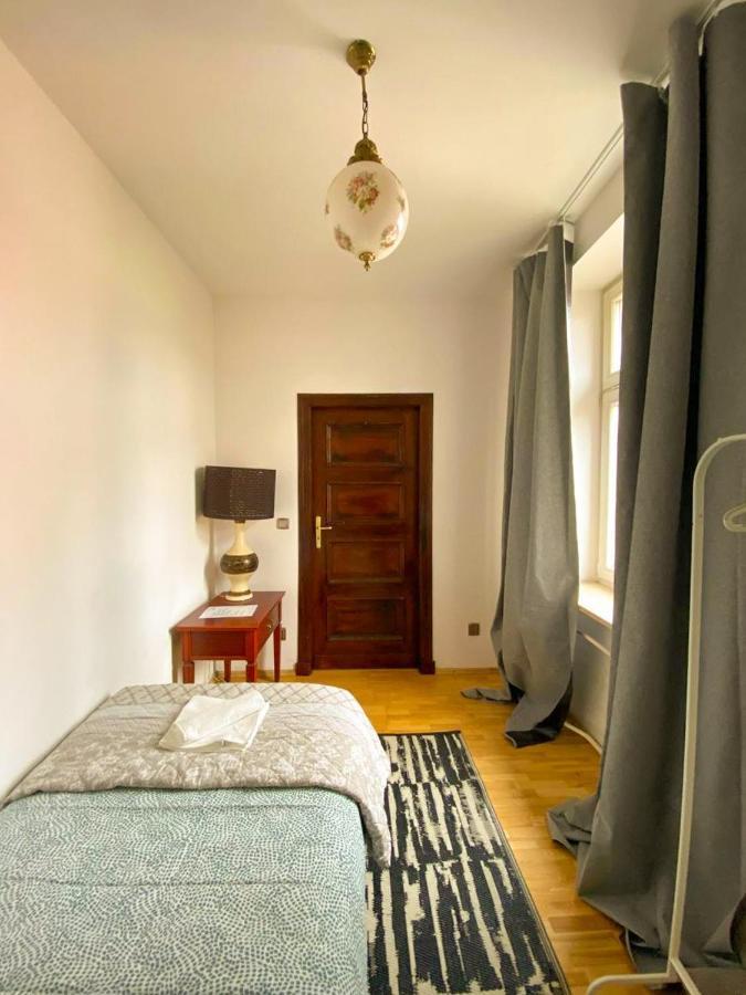 Halby Luxury Rooms Chmielna 73B Warszawa Eksteriør billede